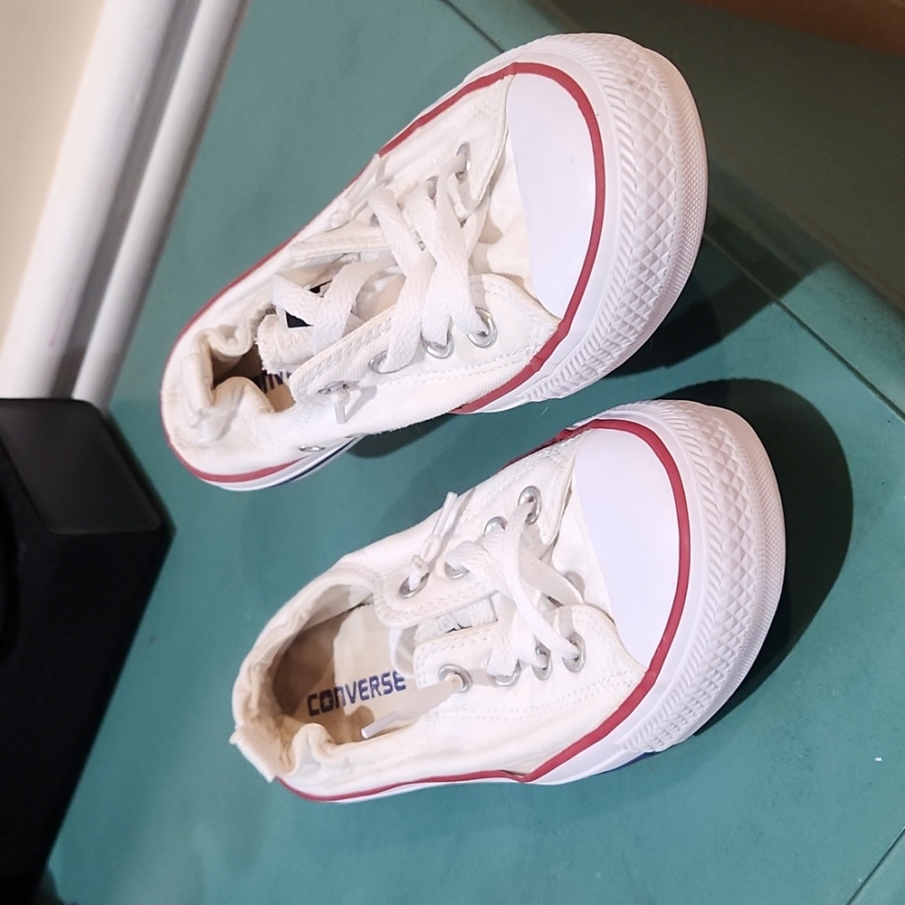 Converse White and Red Athletic Shoes - Picture 2 of 7